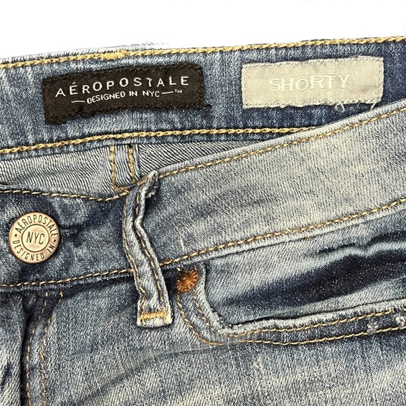 Aeropostale Distressed Cuffed Shorty Jean Shorts Size 2 - Picture 3 of 4